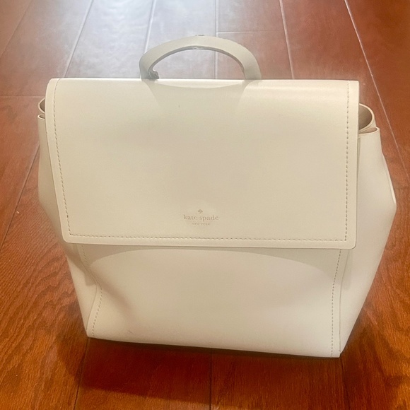 Kate Spade Flap Leather Backpack Light Gray/Taupe with Pink Interior Cute Preppy main image 10